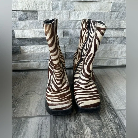 90’s Steve Madden Zebra  Haircloth  Ankle  Retro Boots Size 10B - Picture 7 of 14